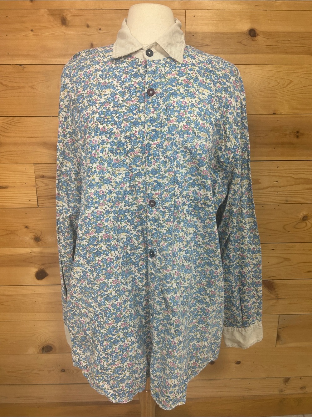EUC Magnolia Pearl blue cream Floral Button-Up Boyfriend Blouse shirt tunic OSFM